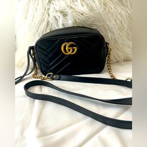 Authentic Black Crossbody Gucci Bag w/ Dusk Bag